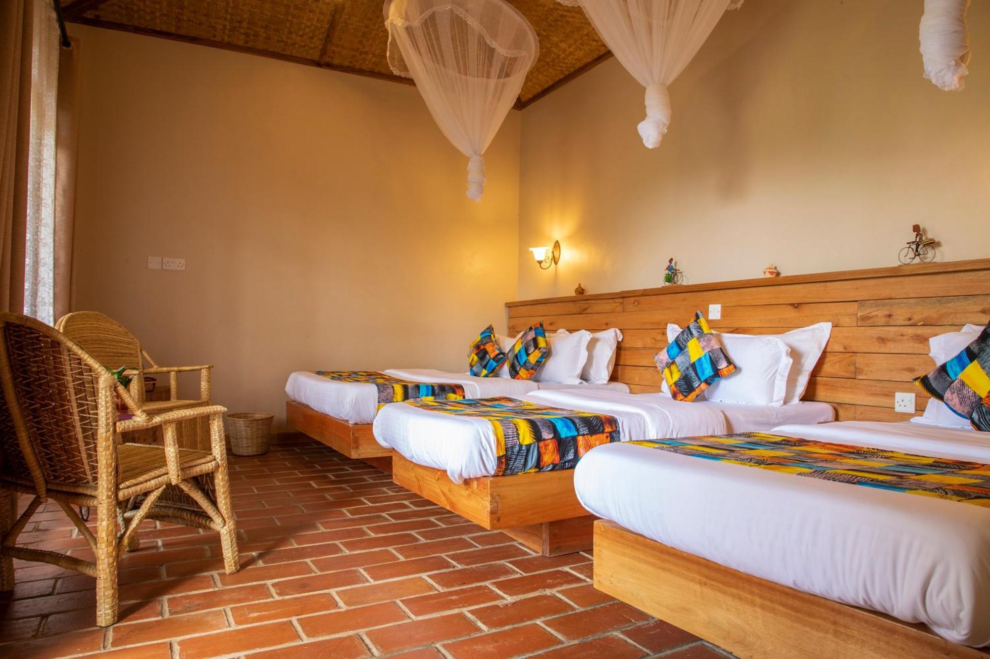 Kaswa Lodge Fort Portal Extérieur photo